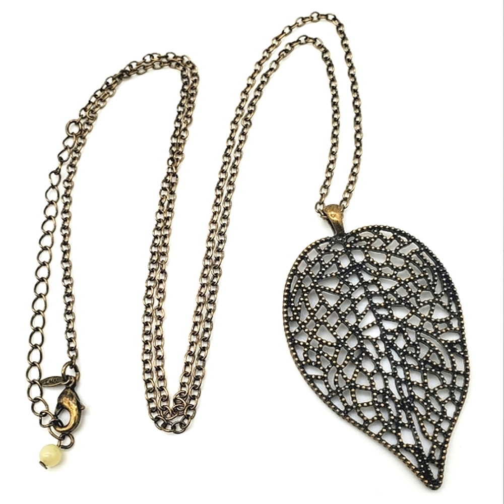 Avon Filigree Can't Leaf You Alone 3 Piece Gift Set - Picture 2 of 4